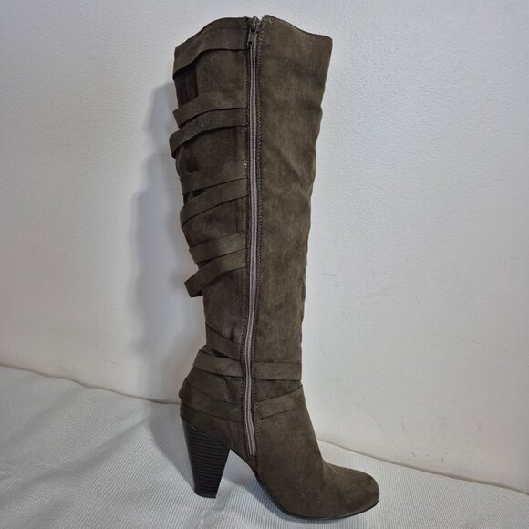 Zig Zag Boots - Picture 6 of 12